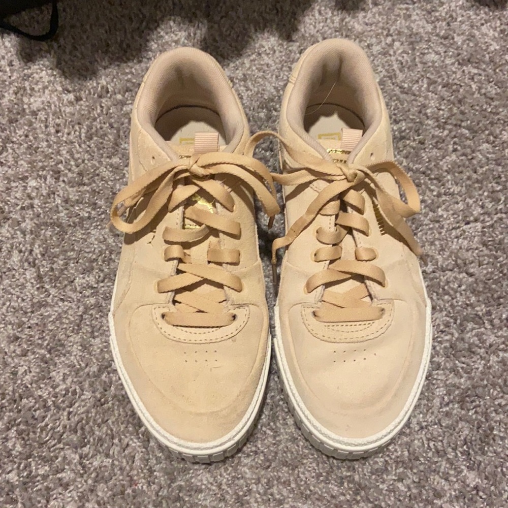 Platform puma sneakers